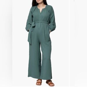 Alma maternity jumpsuit NWT
